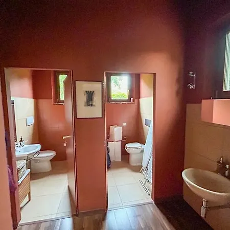 Splendida Villa Con Piscina E Sauna, Belvedere Ostrense *