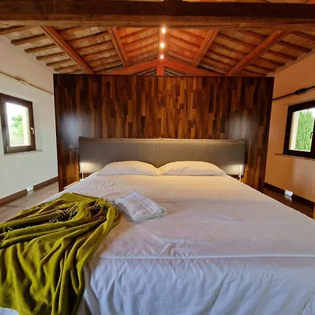 Villa Splendida Villa Con Piscina E Sauna, Belvedere Ostrense *